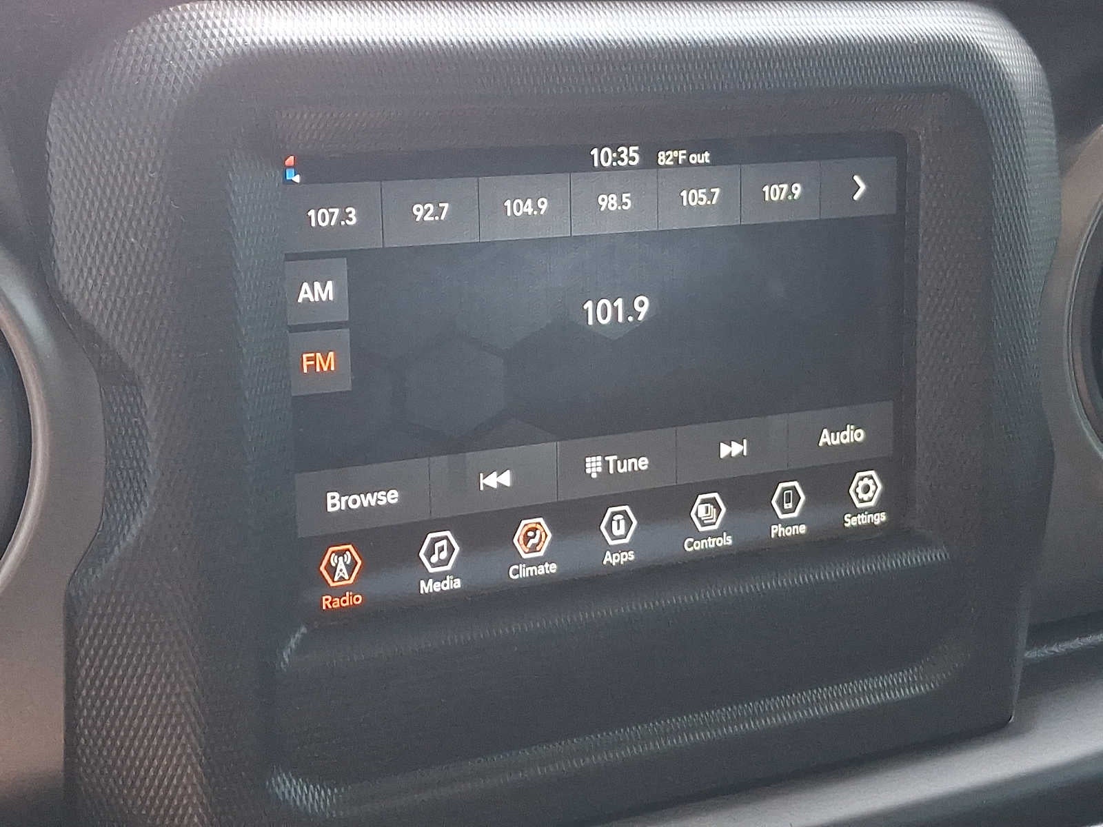 2022 Jeep Gladiator Sport S