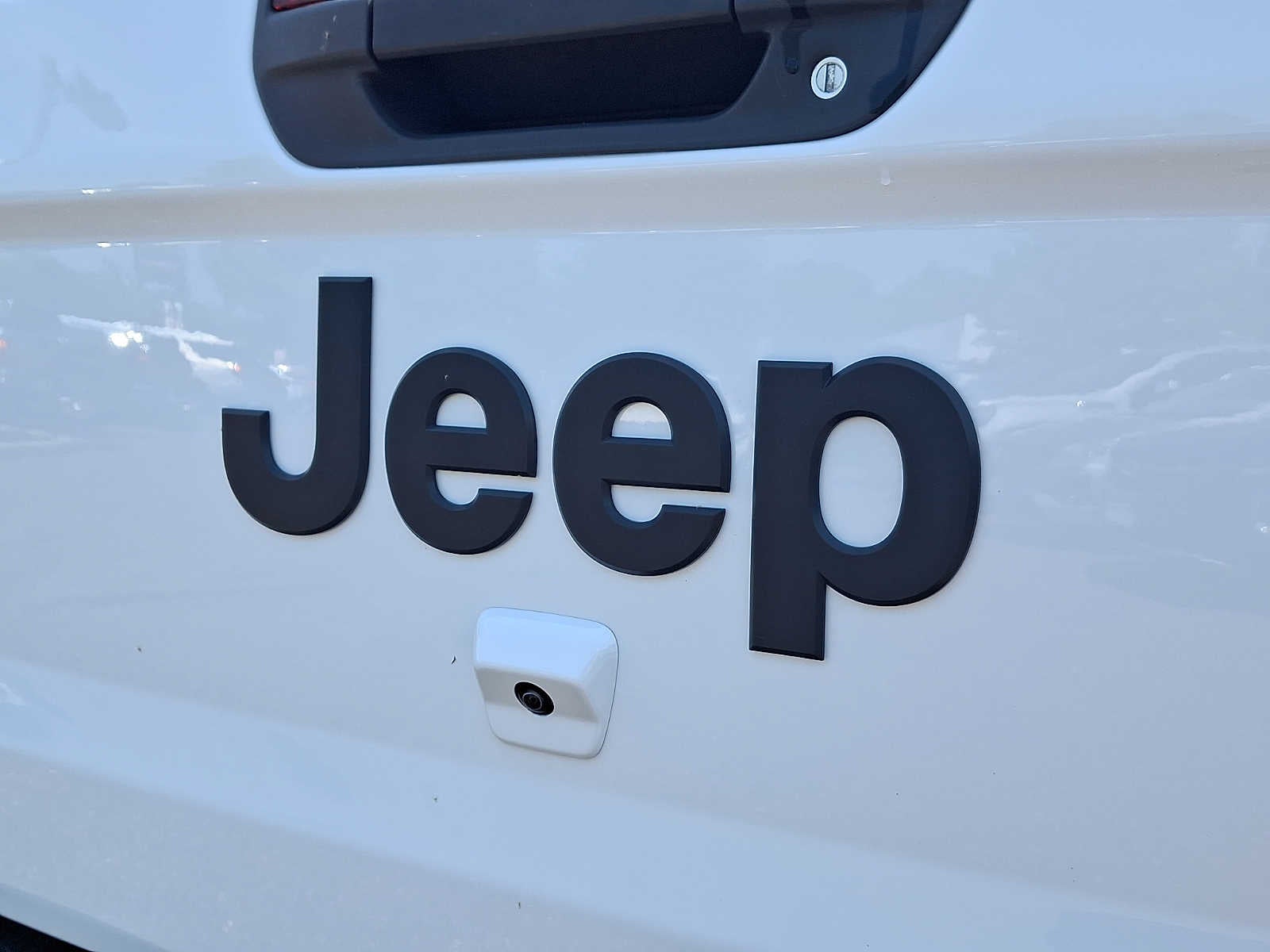 2022 Jeep Gladiator Sport S