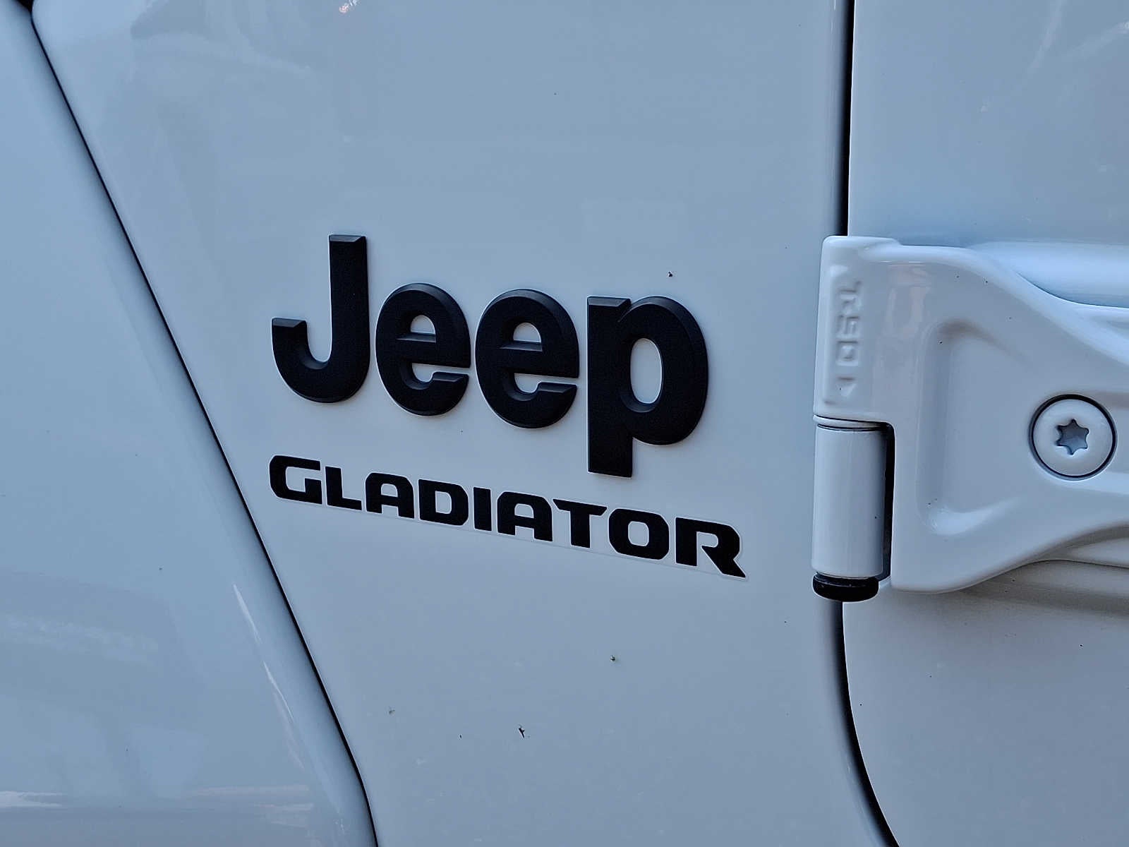 2022 Jeep Gladiator Sport S