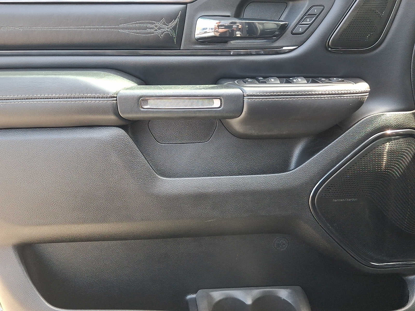 2023 RAM 1500 Limited