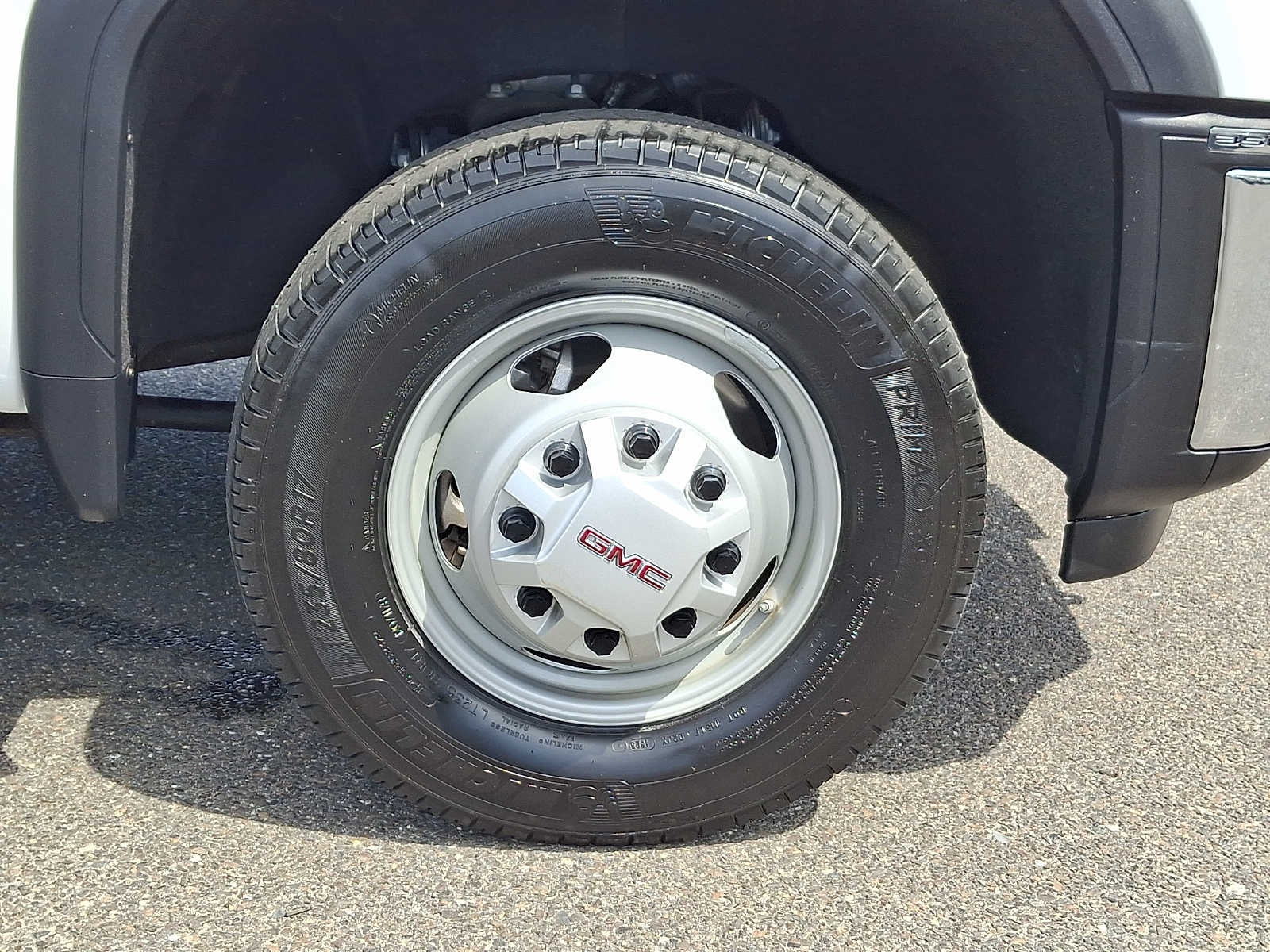 2024 GMC Sierra 3500 HD Chassis Cab Pro