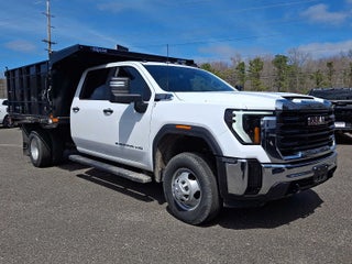 2024 GMC Sierra 3500 HD Chassis Cab Pro