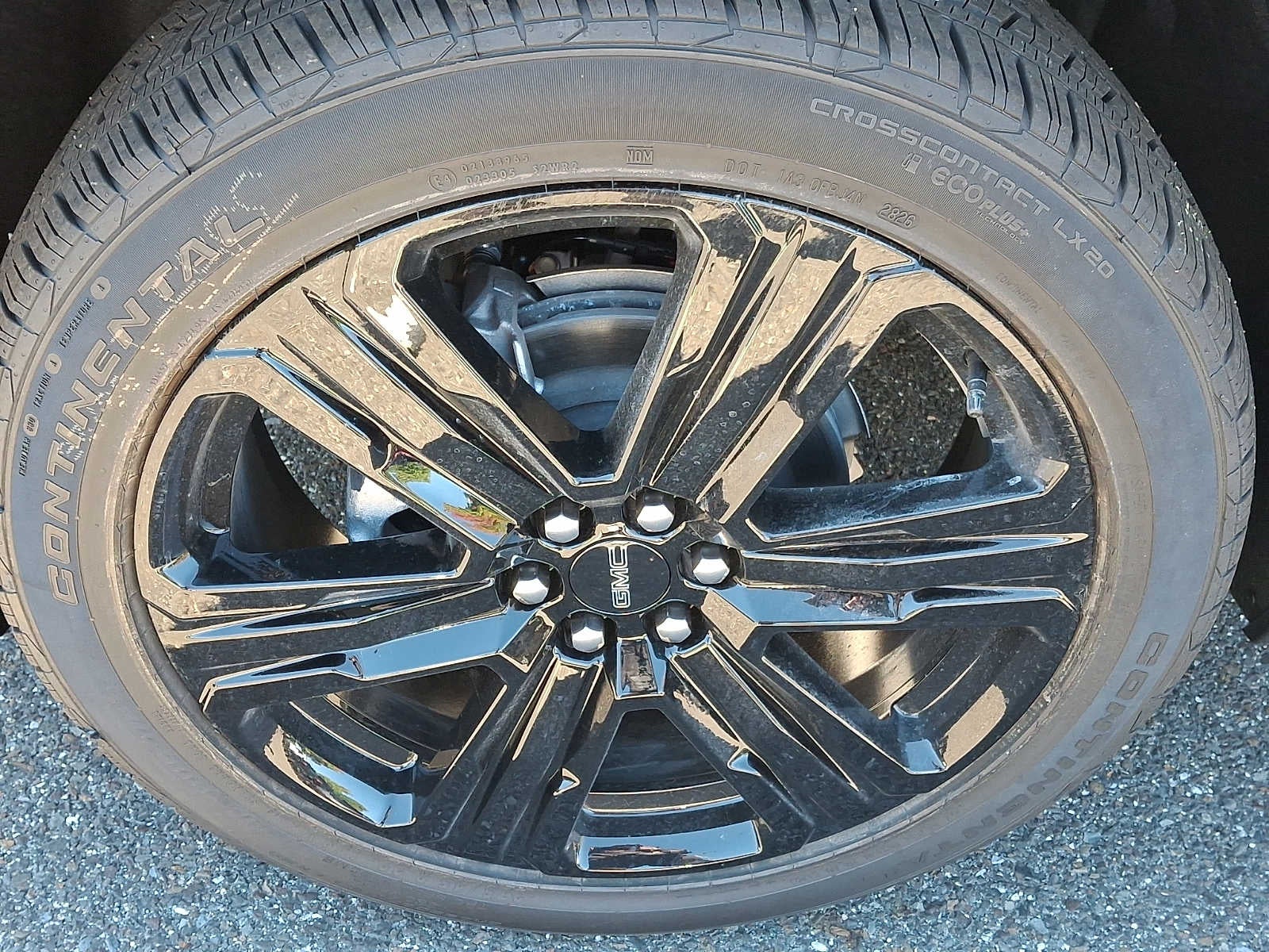 2027 GMC Acadia Elevation