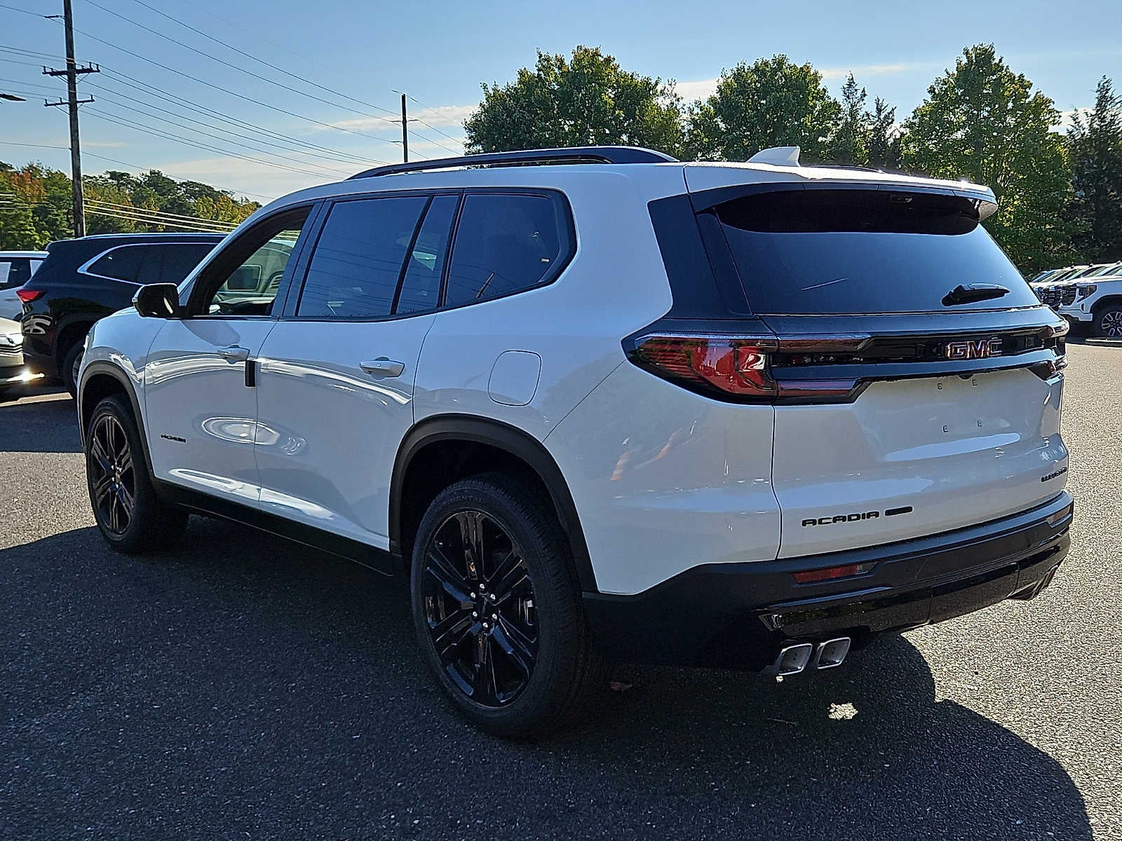 2027 GMC Acadia Elevation