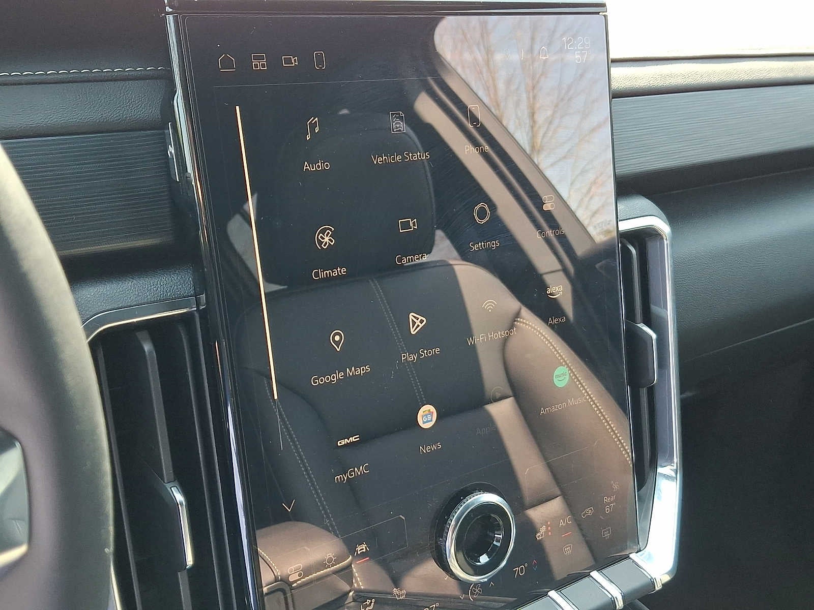 2024 GMC Acadia Elevation