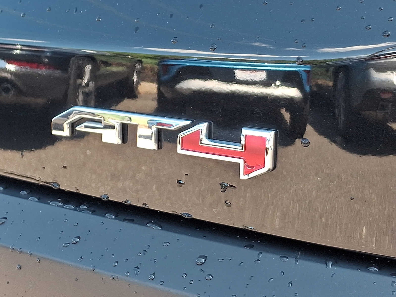 2023 GMC Acadia AT4