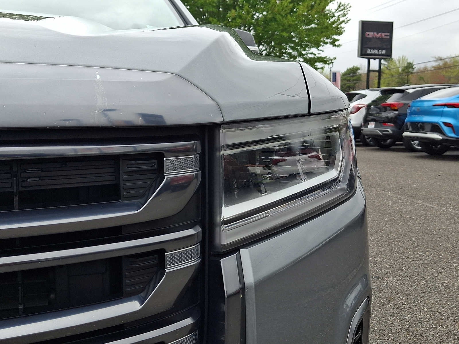 2023 GMC Acadia AT4