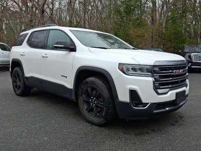 2023 GMC Acadia AT4
