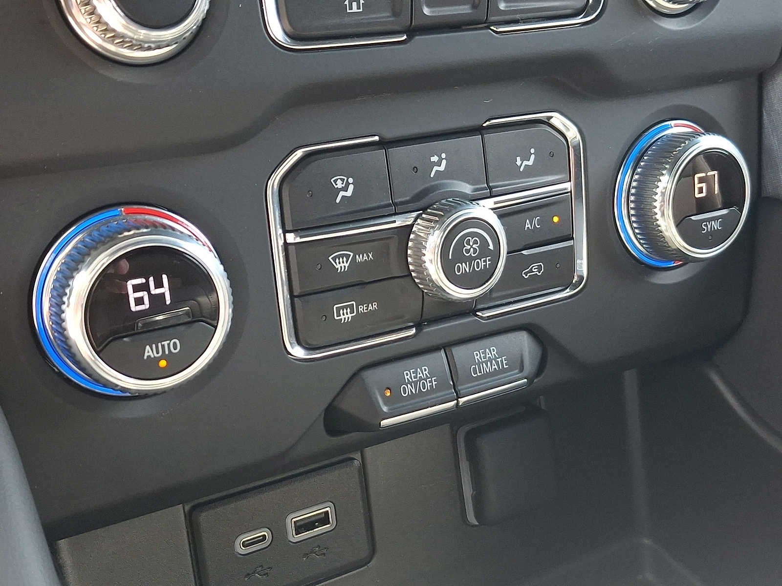2023 GMC Yukon SLE