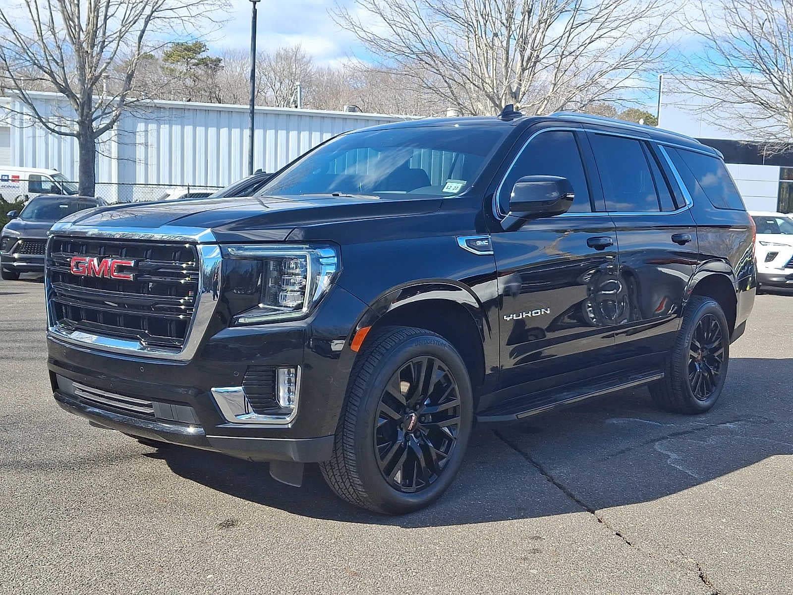 2023 GMC Yukon SLE