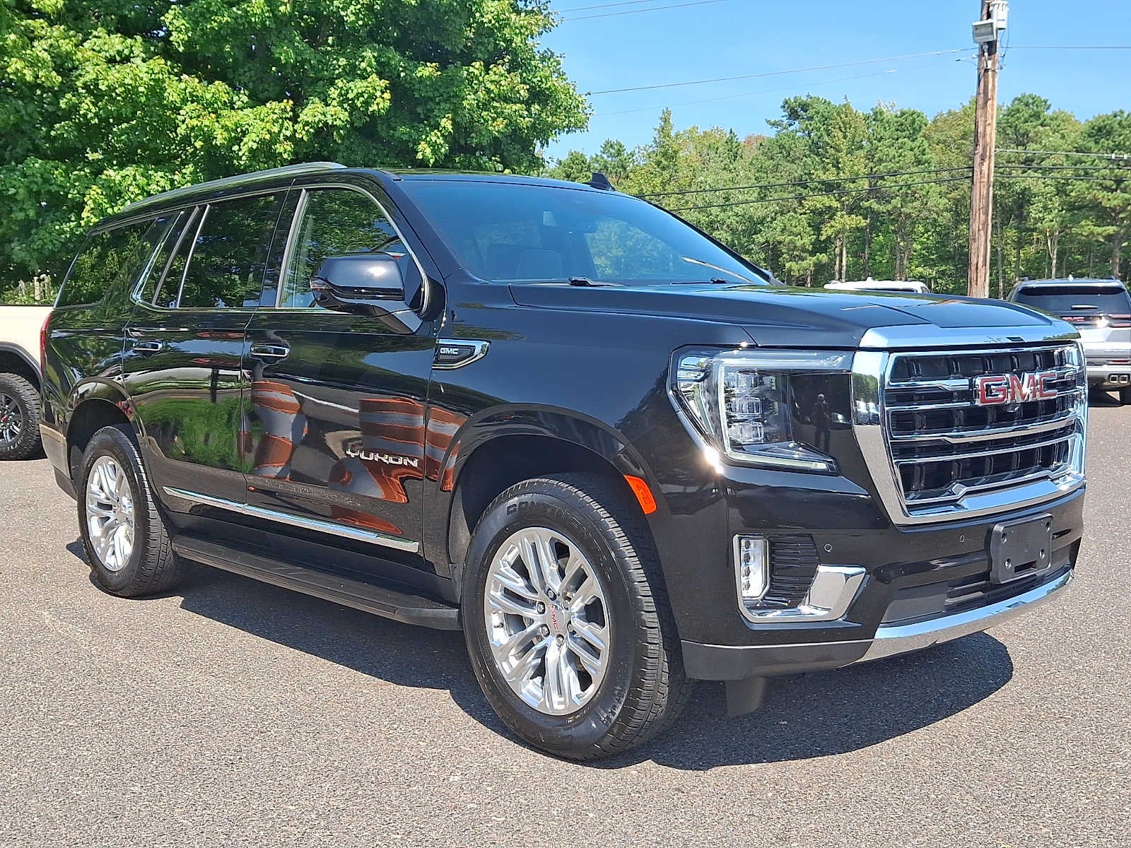 2024 GMC Yukon SLT