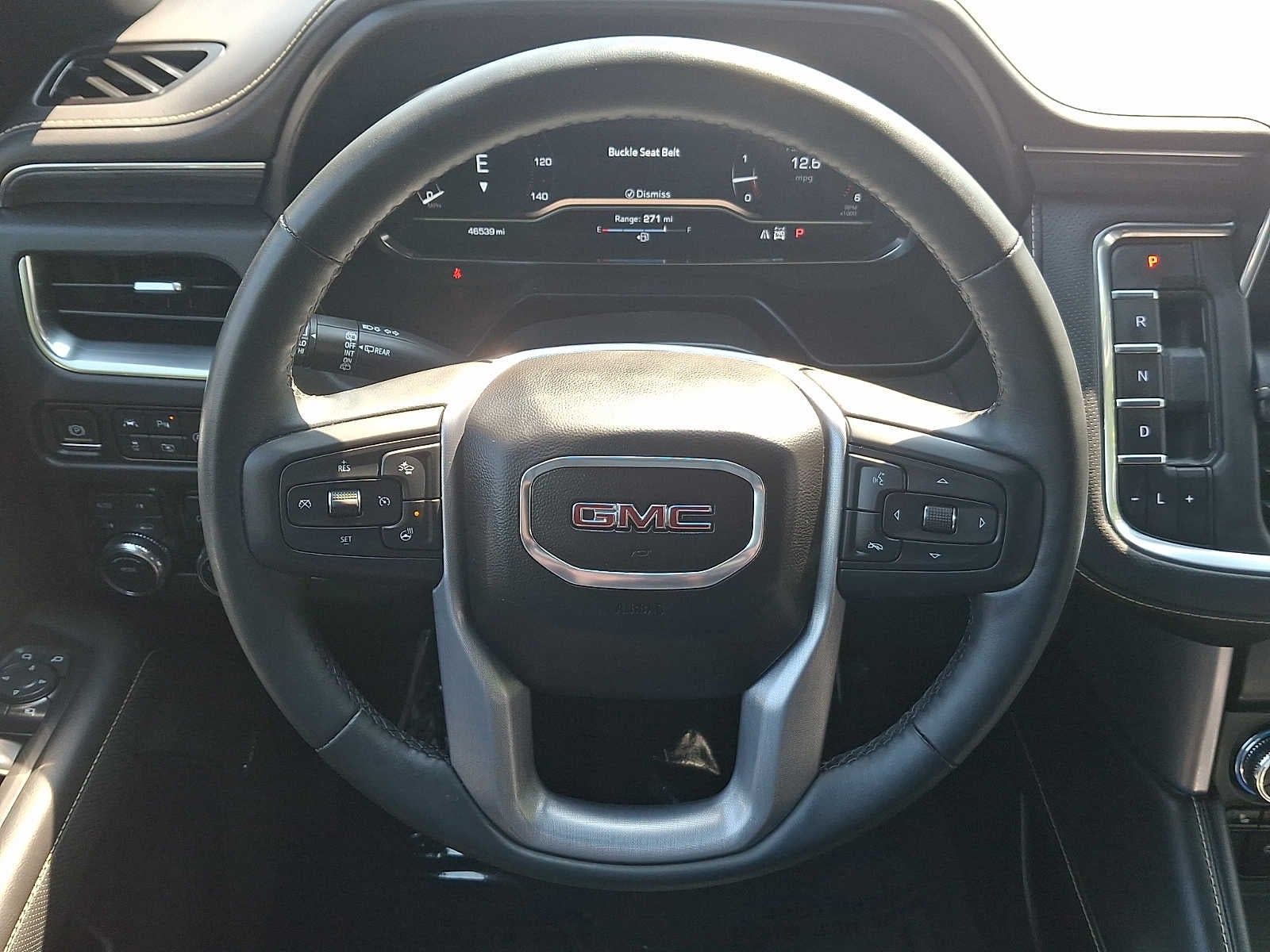 2024 GMC Yukon SLT