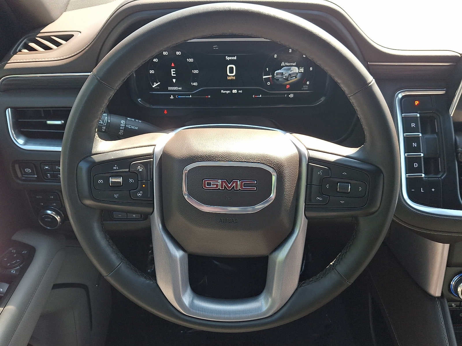 2024 GMC Yukon SLT