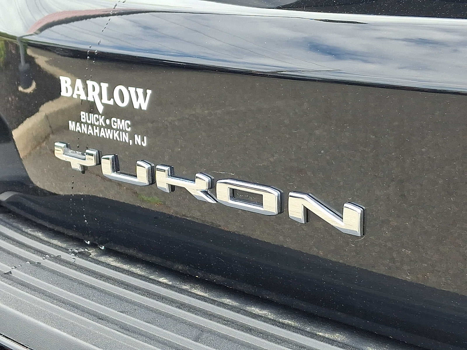 2023 GMC Yukon XL SLT