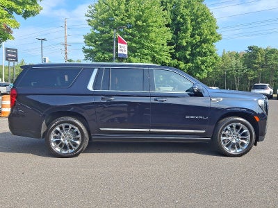 2022 GMC Yukon XL Denali