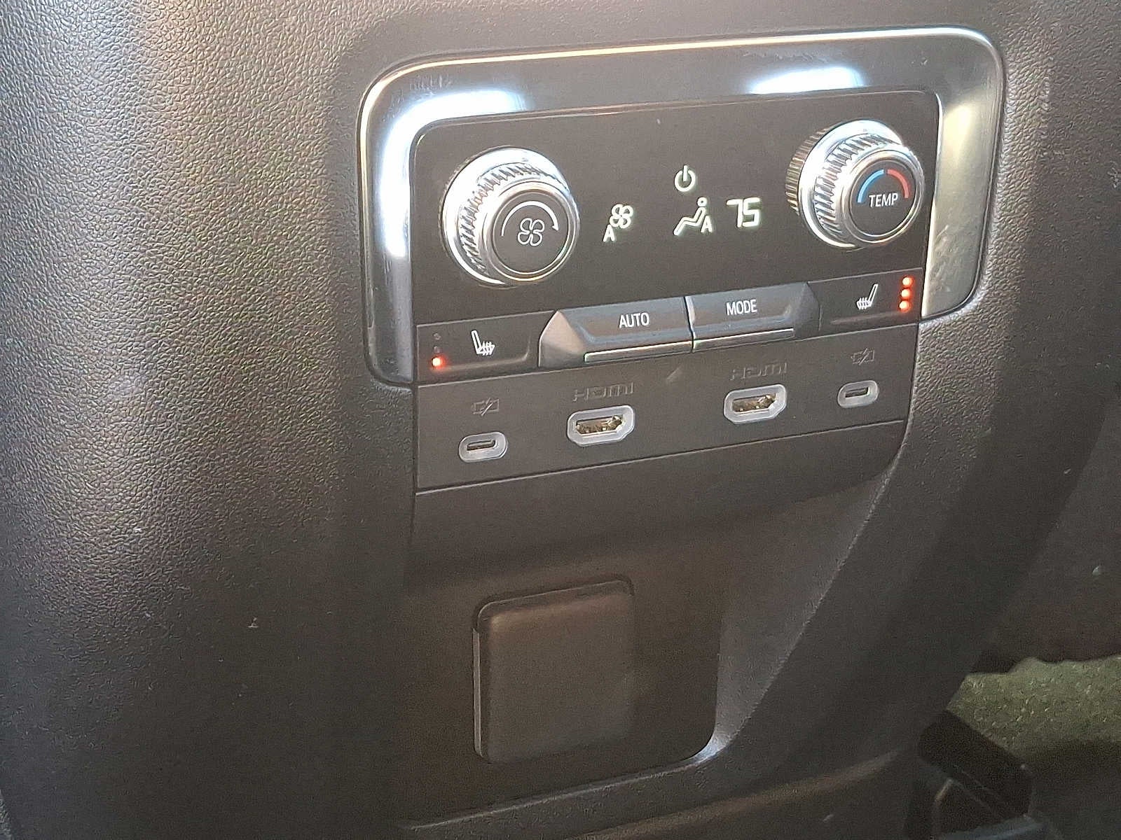 2024 GMC Yukon XL Denali Ultimate