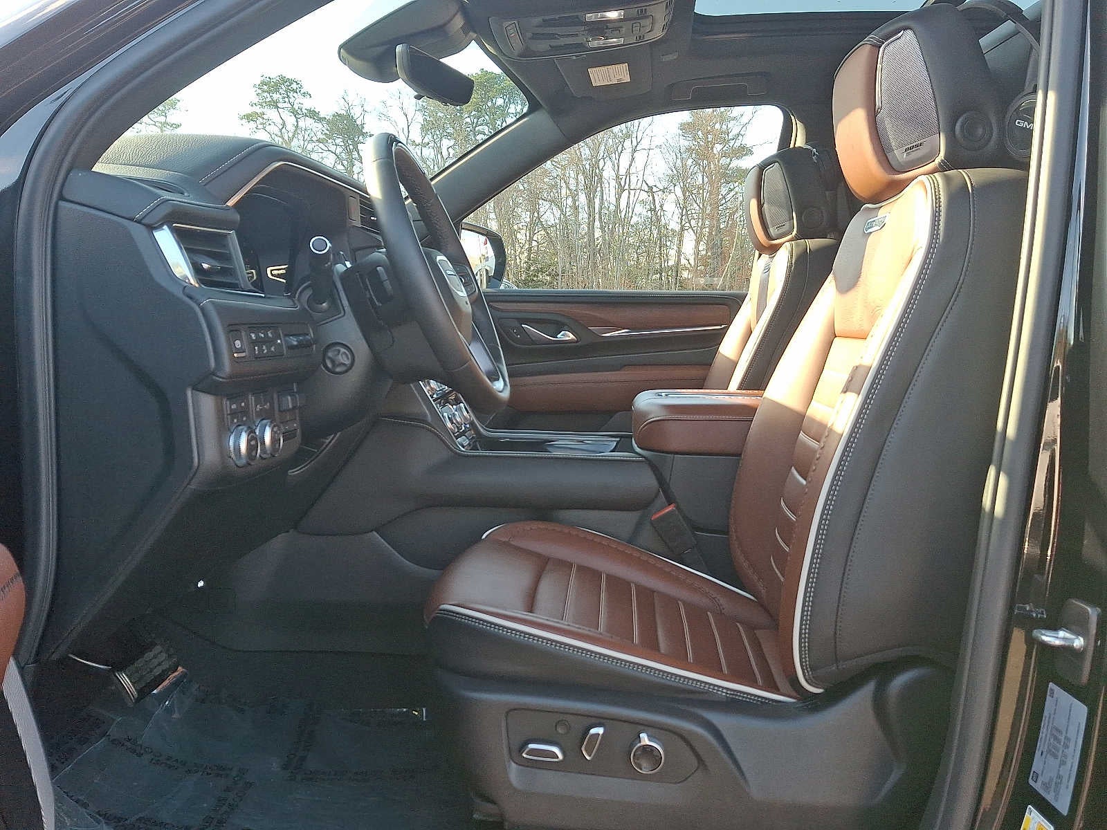 2024 GMC Yukon XL Denali Ultimate