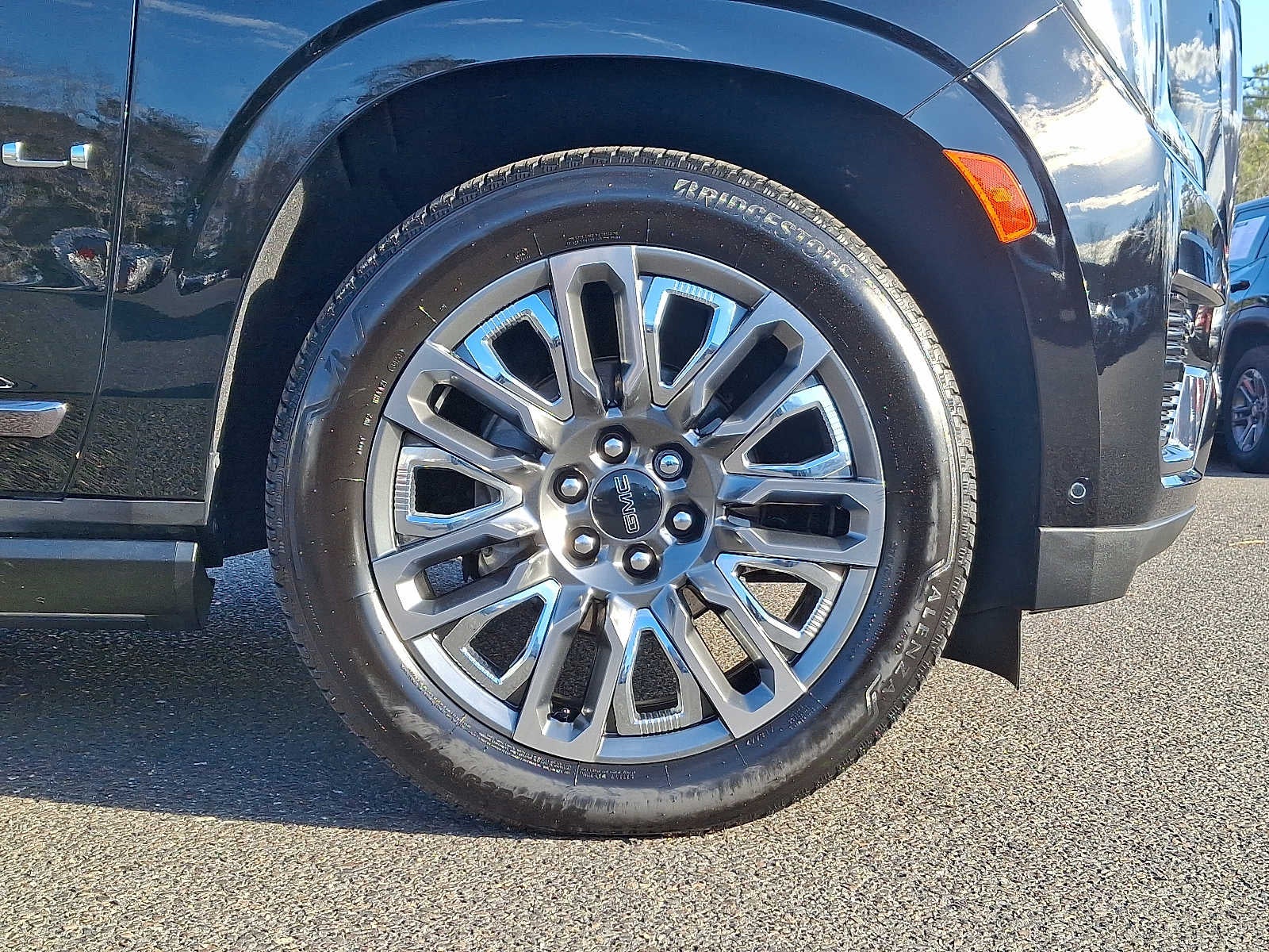 2024 GMC Yukon XL Denali Ultimate