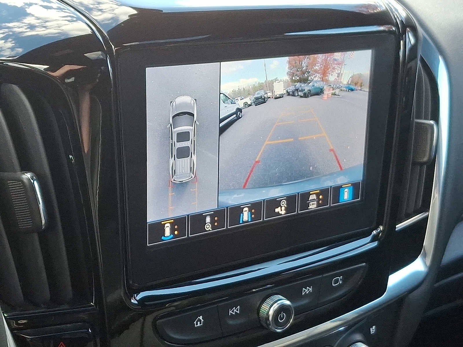 2023 Chevrolet Traverse Premier