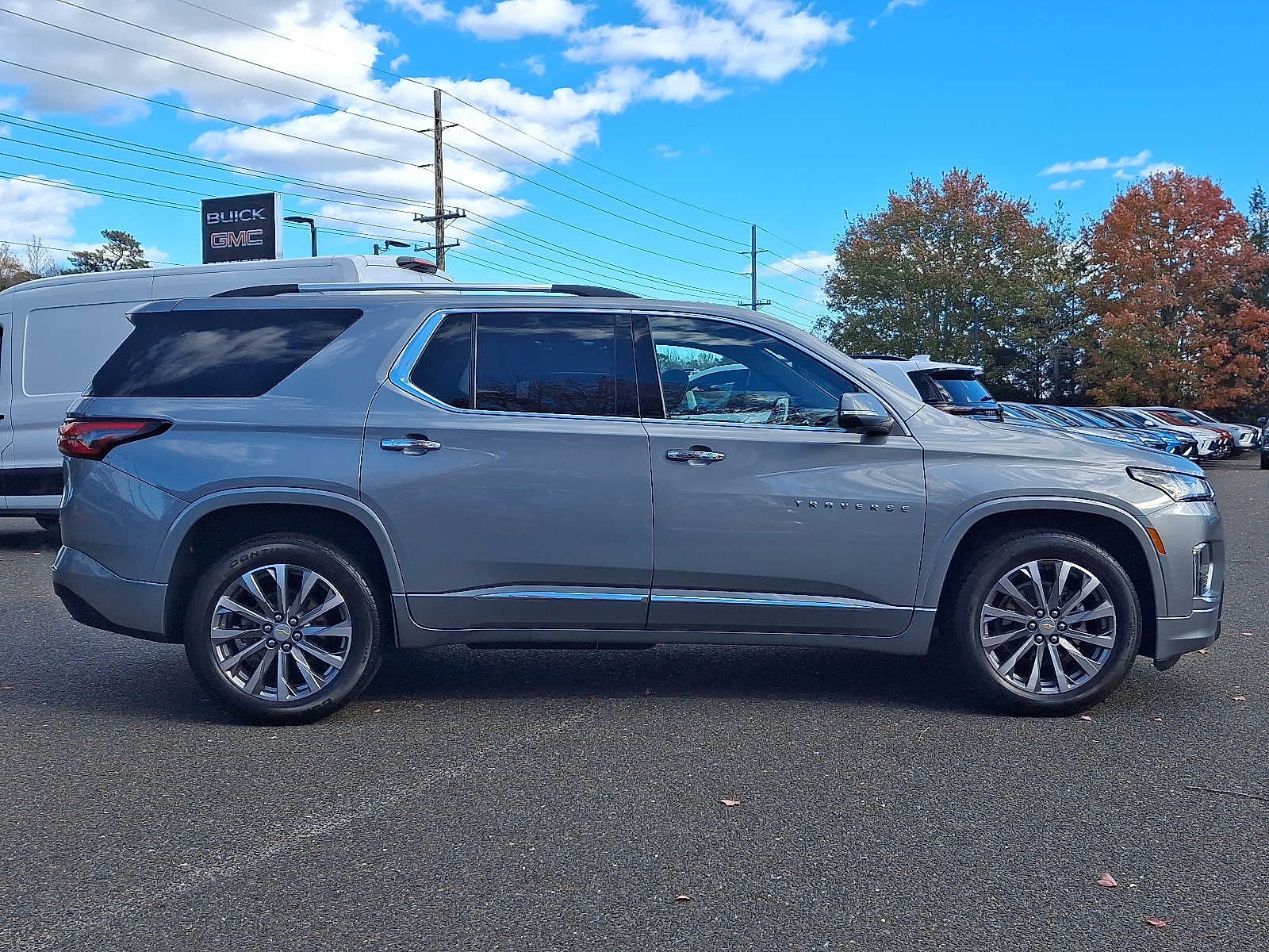 2023 Chevrolet Traverse Premier