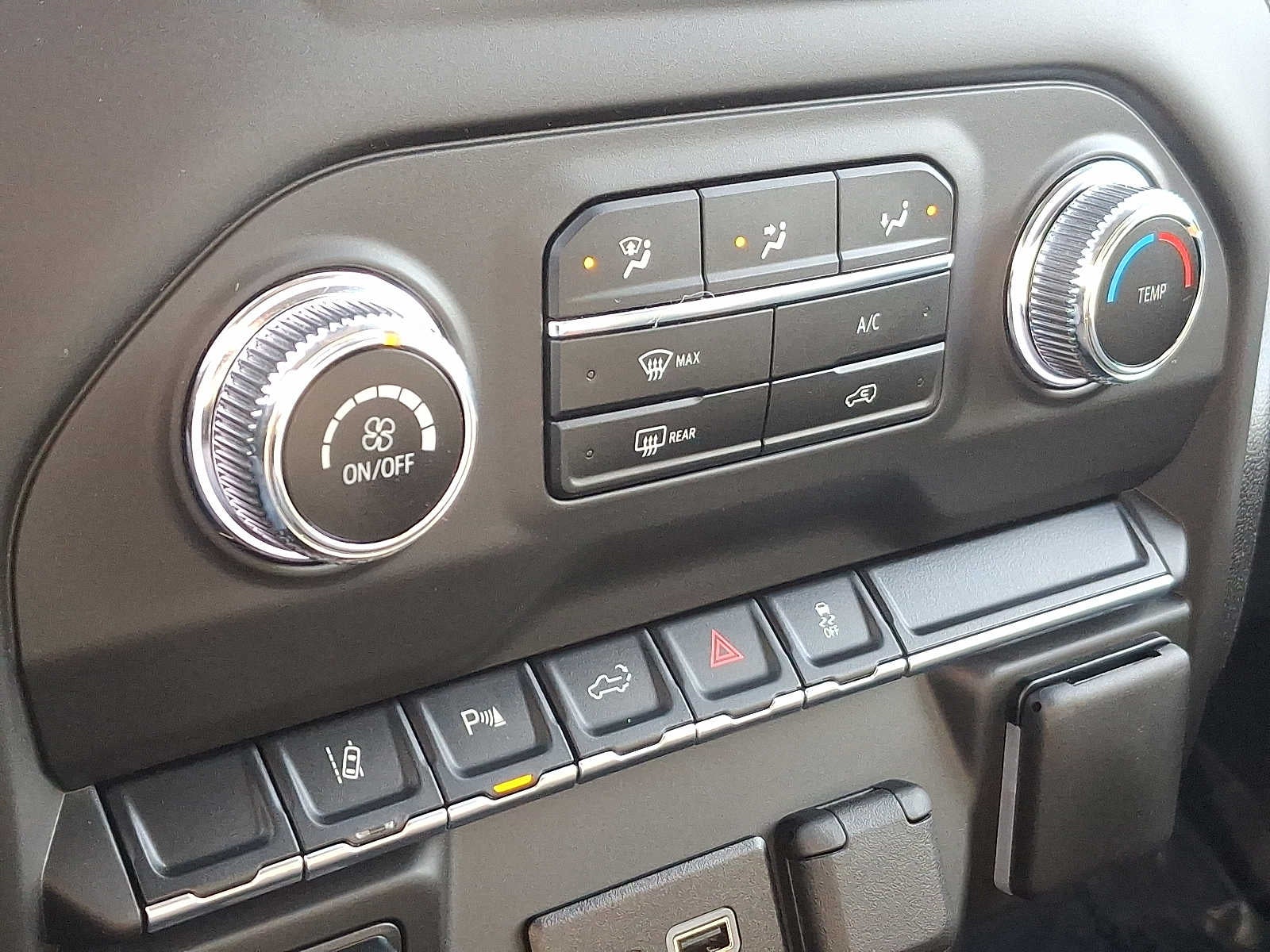 2024 GMC Sierra 2500 HD Pro