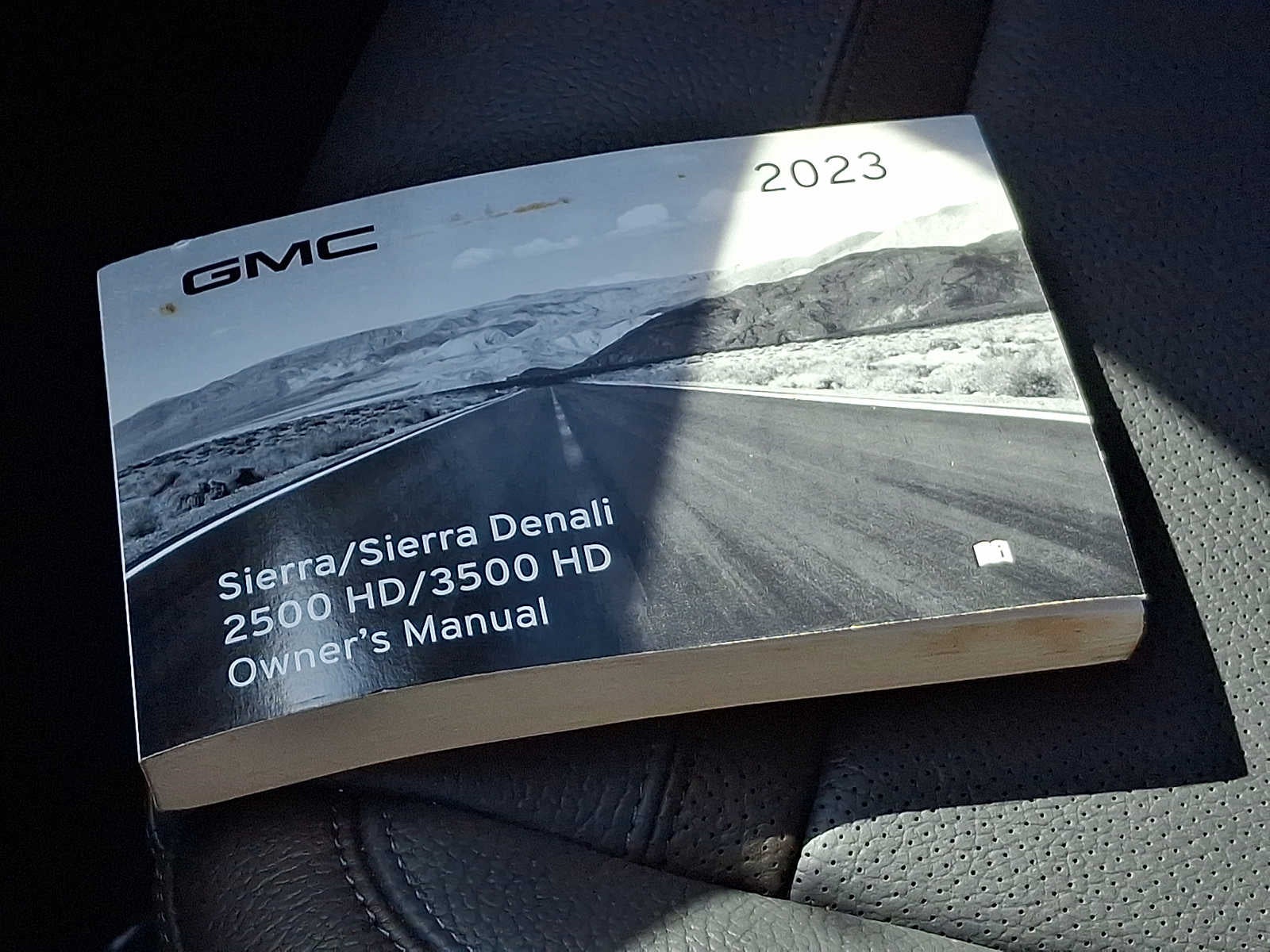 2023 GMC Sierra 2500 HD Denali