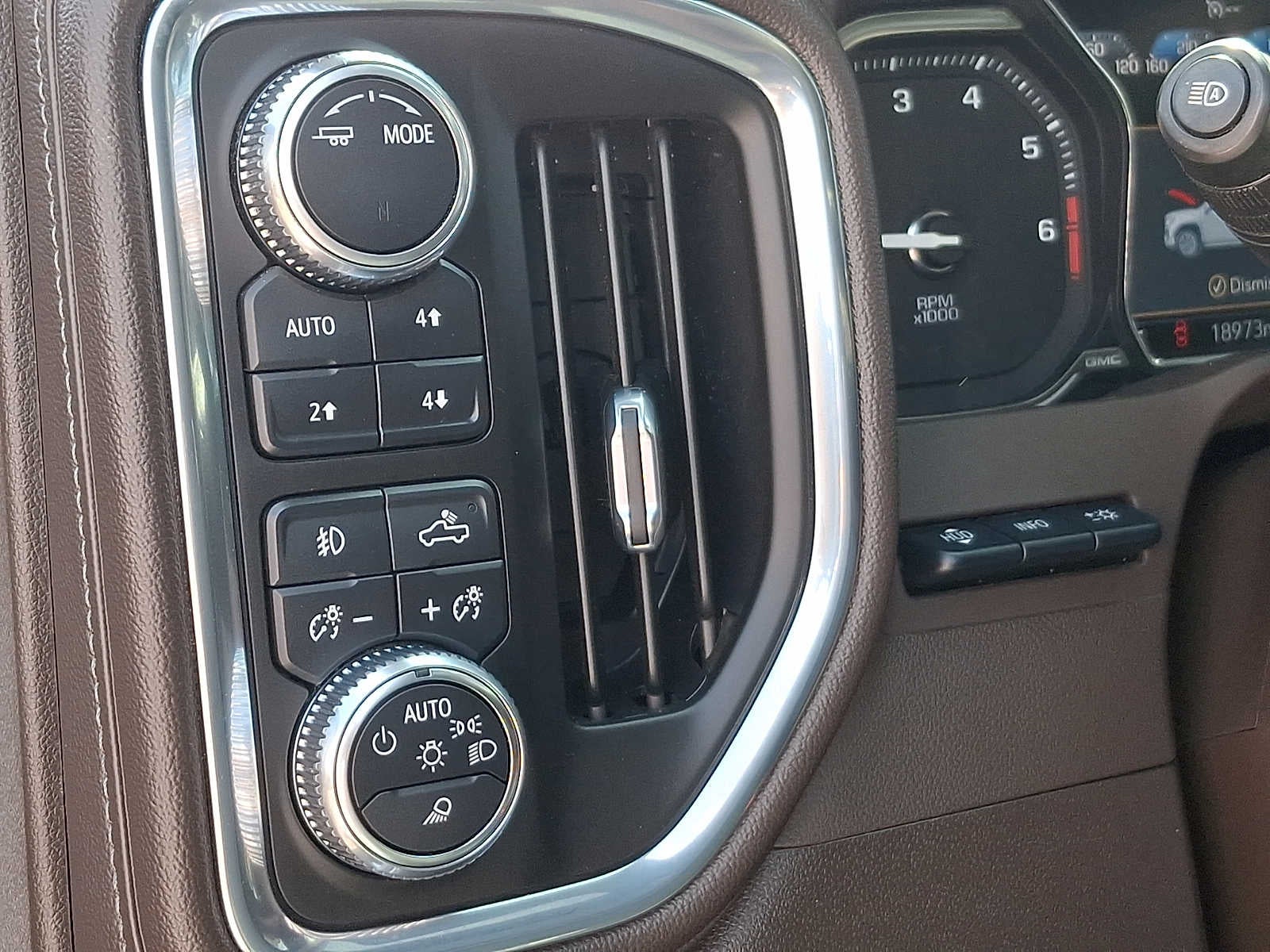 2023 GMC Sierra 2500 HD Denali