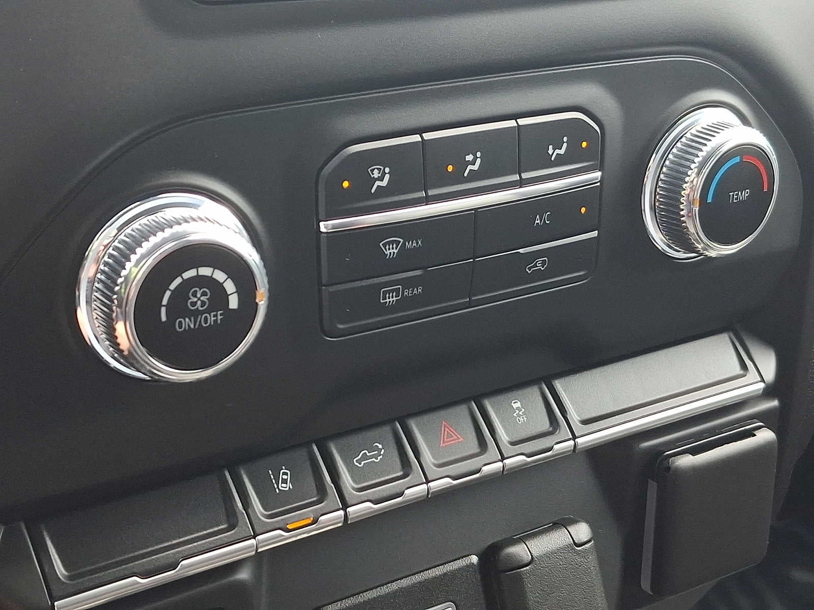 2024 GMC Sierra 3500 HD Pro
