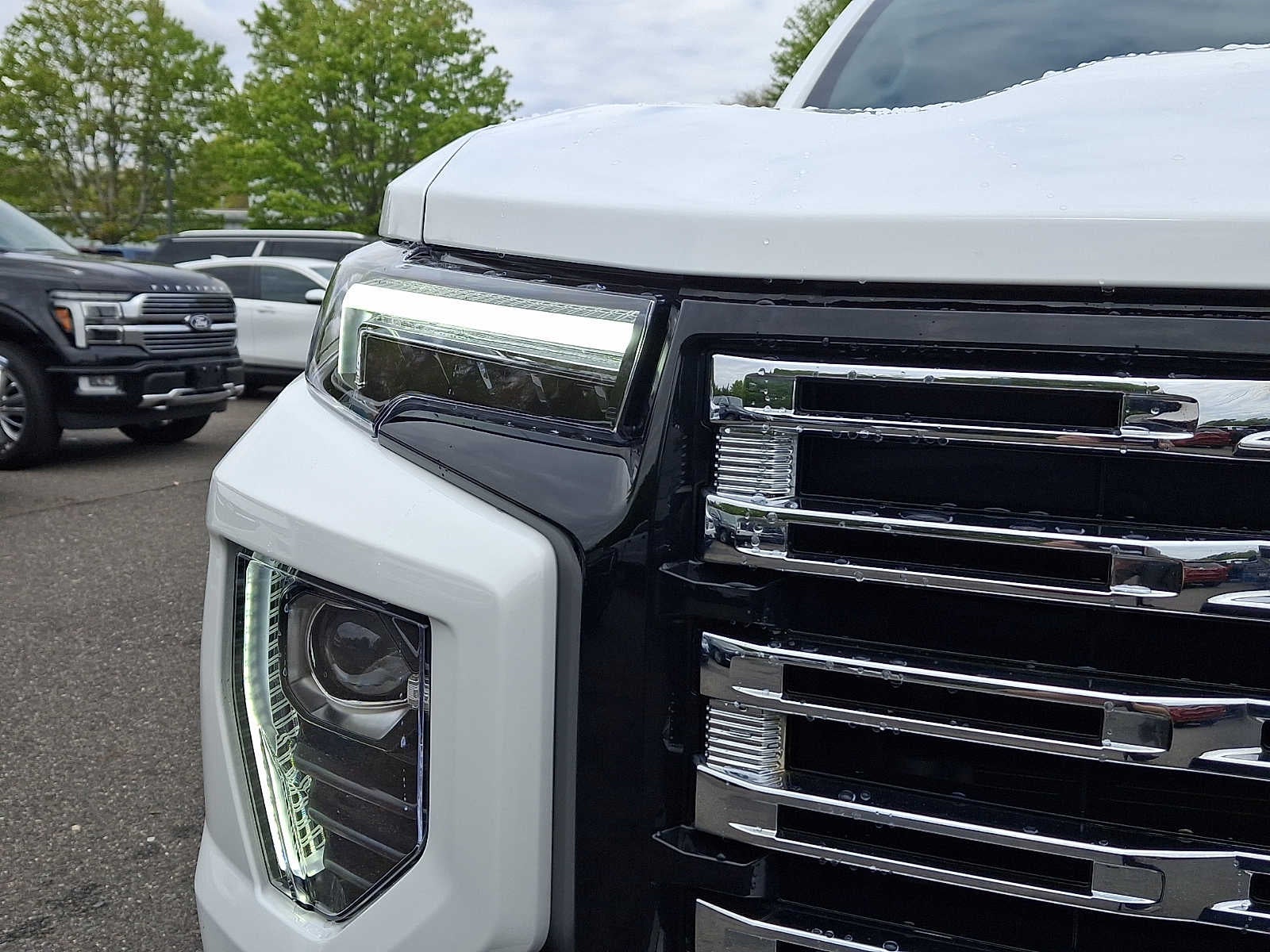 2023 GMC Canyon Denali