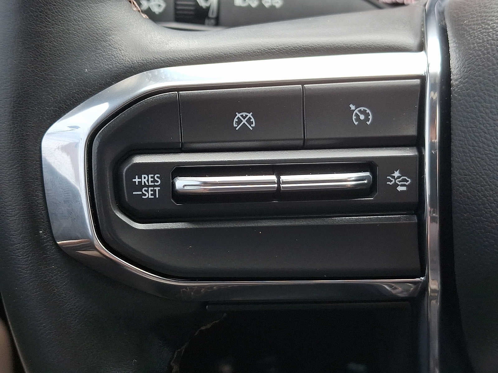 2023 GMC Canyon Denali