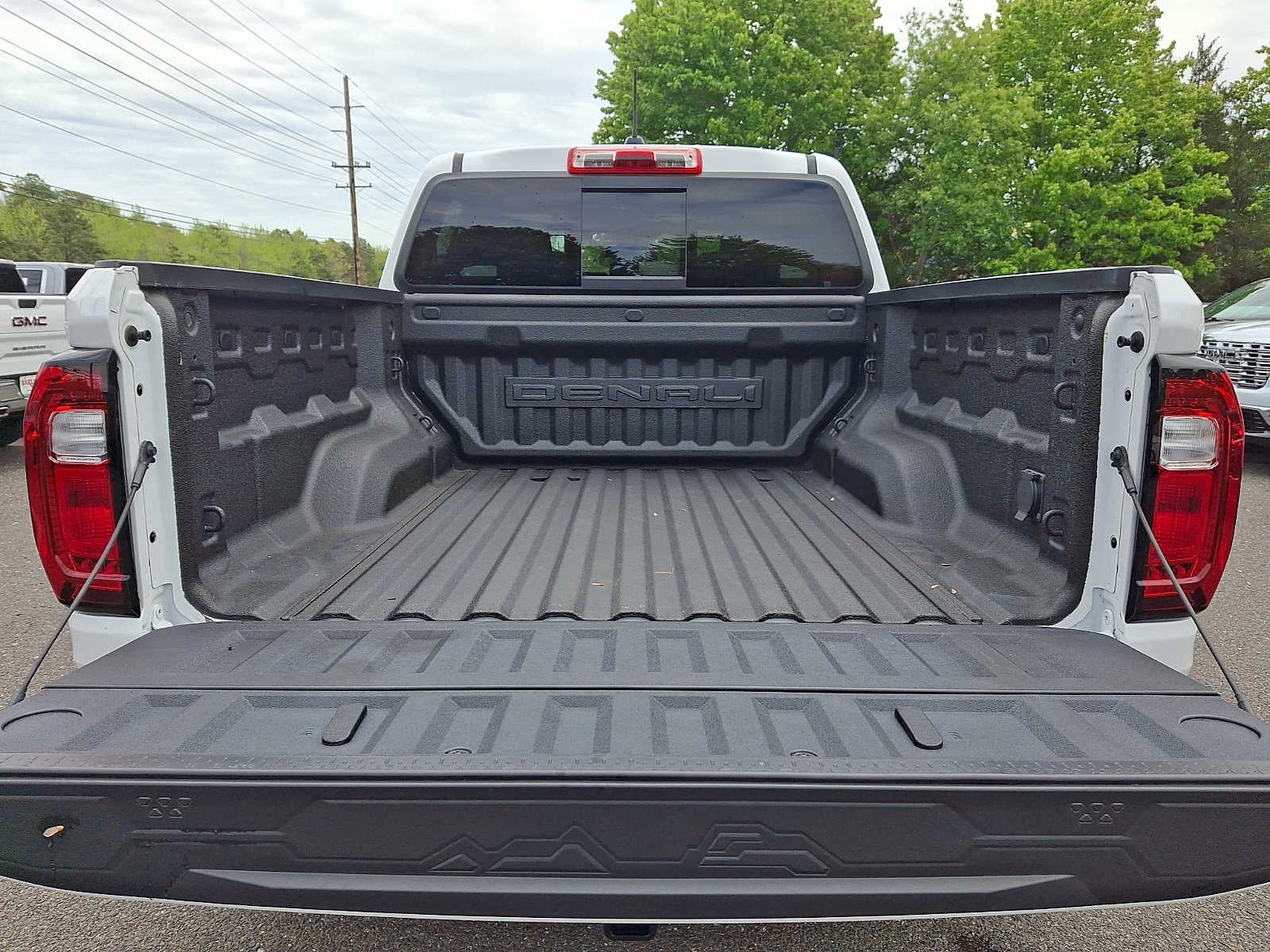 2023 GMC Canyon Denali