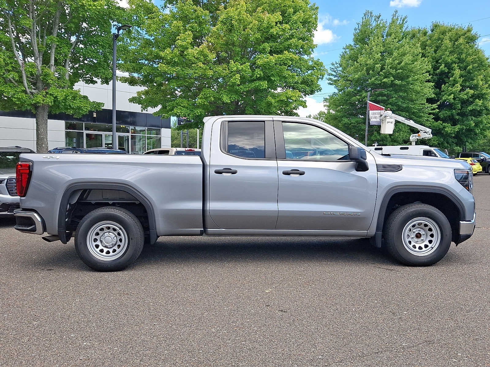 2023 GMC Sierra 1500 Pro