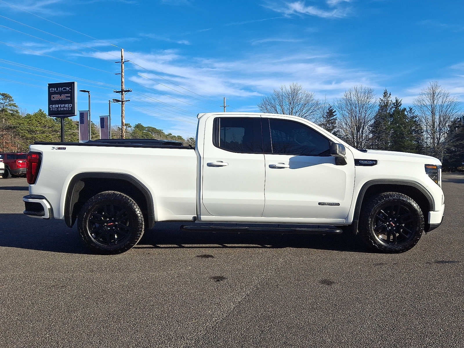 2025 GMC Sierra 1500 Elevation