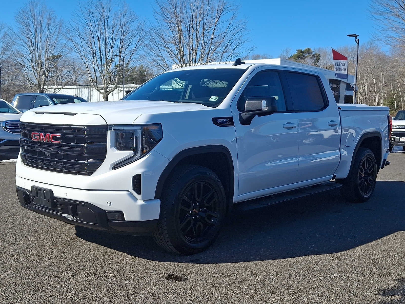 2024 GMC Sierra 1500 Elevation