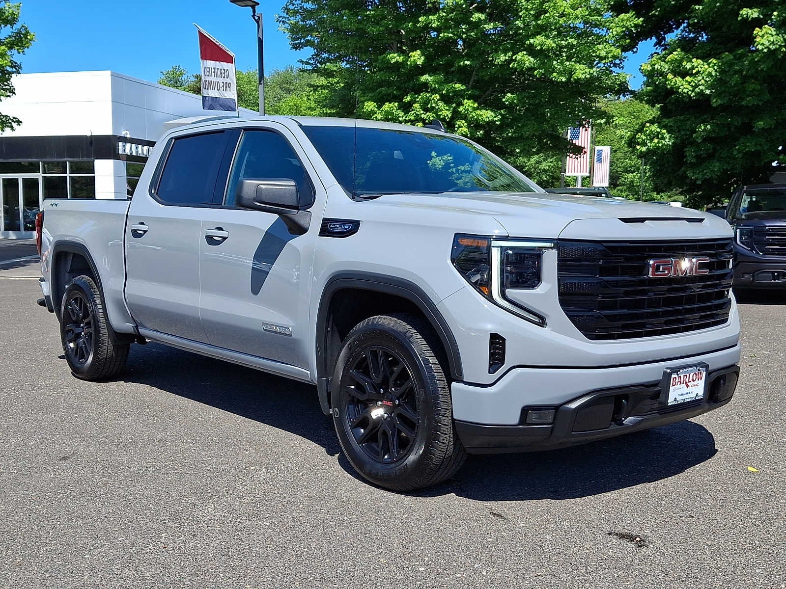 2024 GMC Sierra 4WD Crew Cab Standard Box Elevation's photo