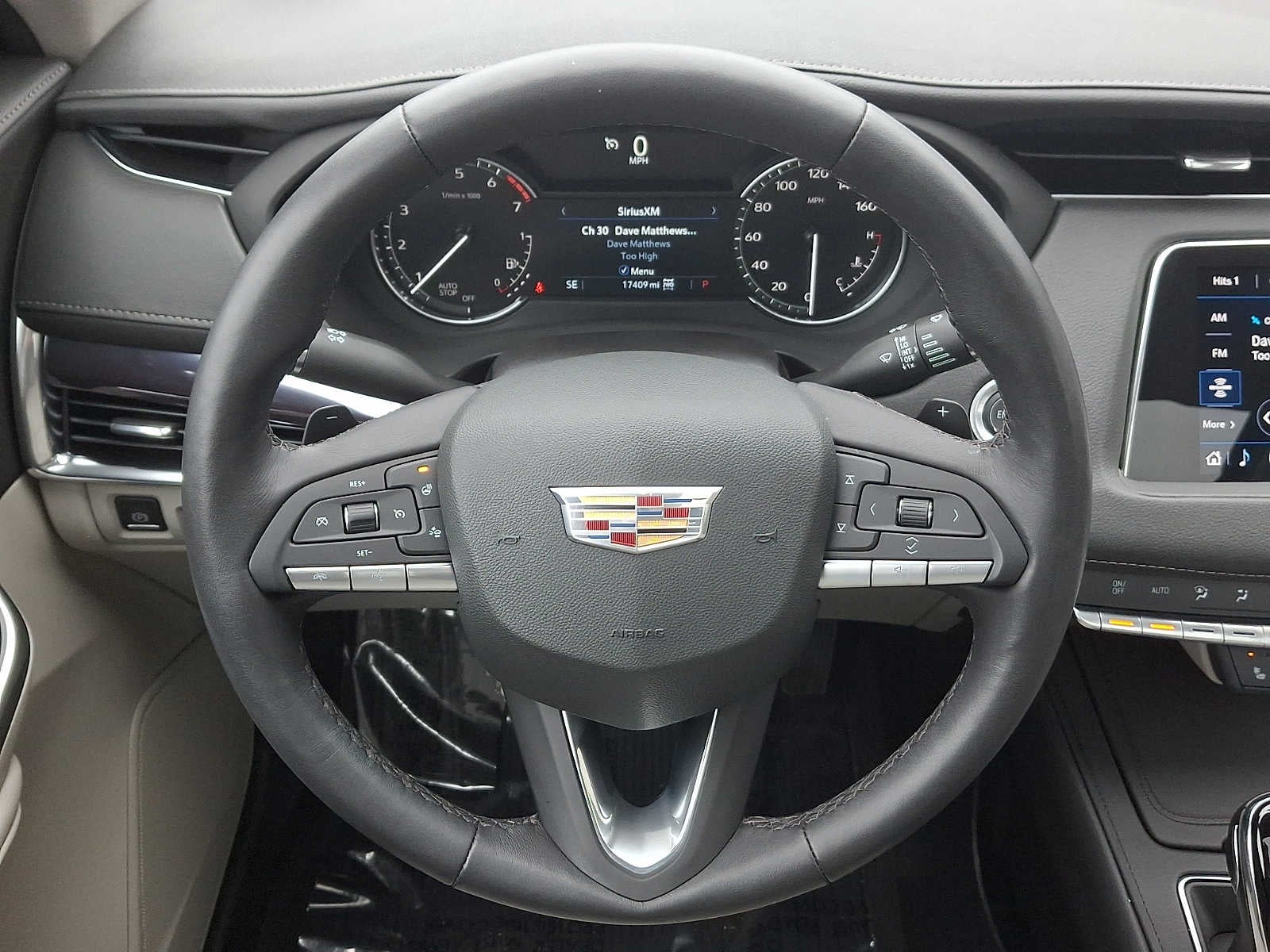 2023 Cadillac XT4 Luxury