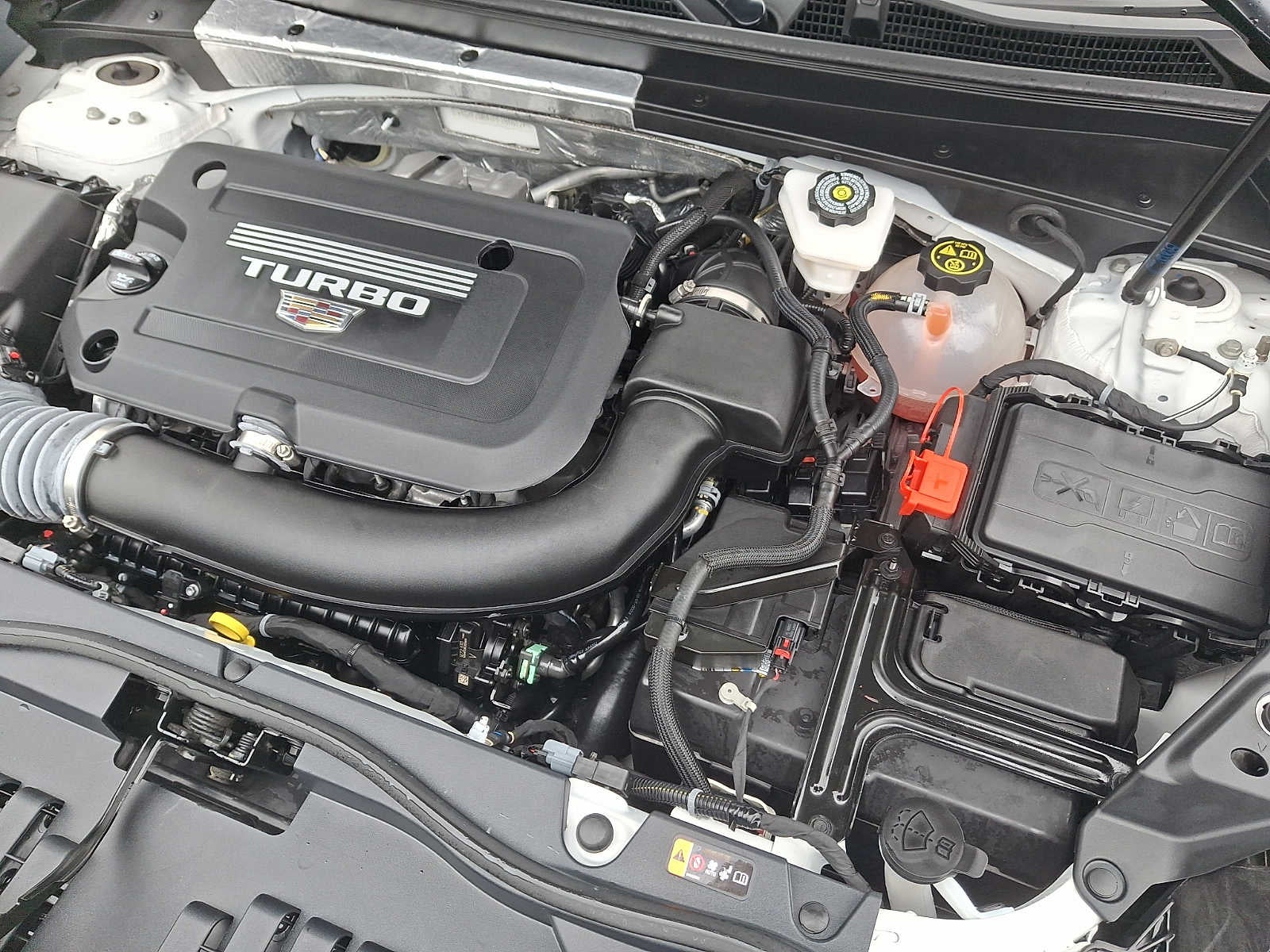 2023 Cadillac XT4 Luxury