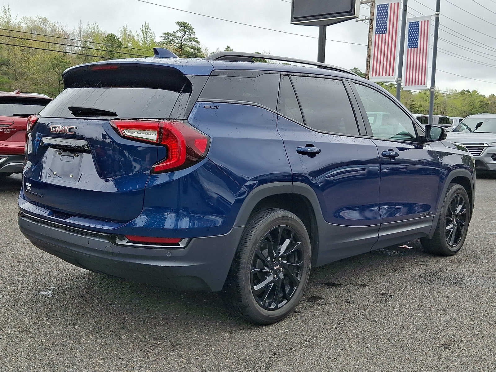 2023 GMC Terrain SLT