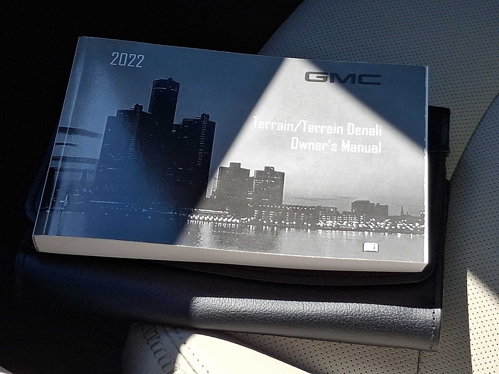2022 GMC Terrain Denali