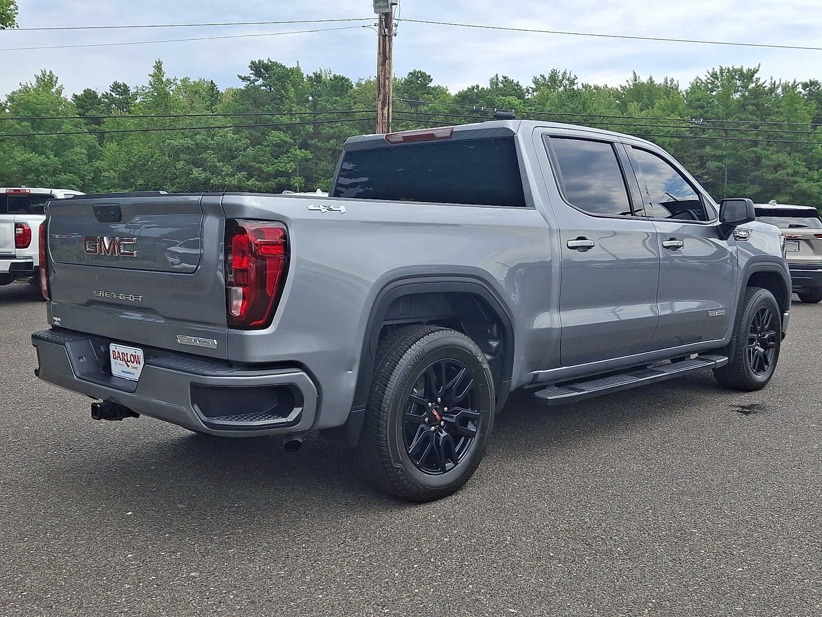 2024 GMC Sierra 1500 Elevation