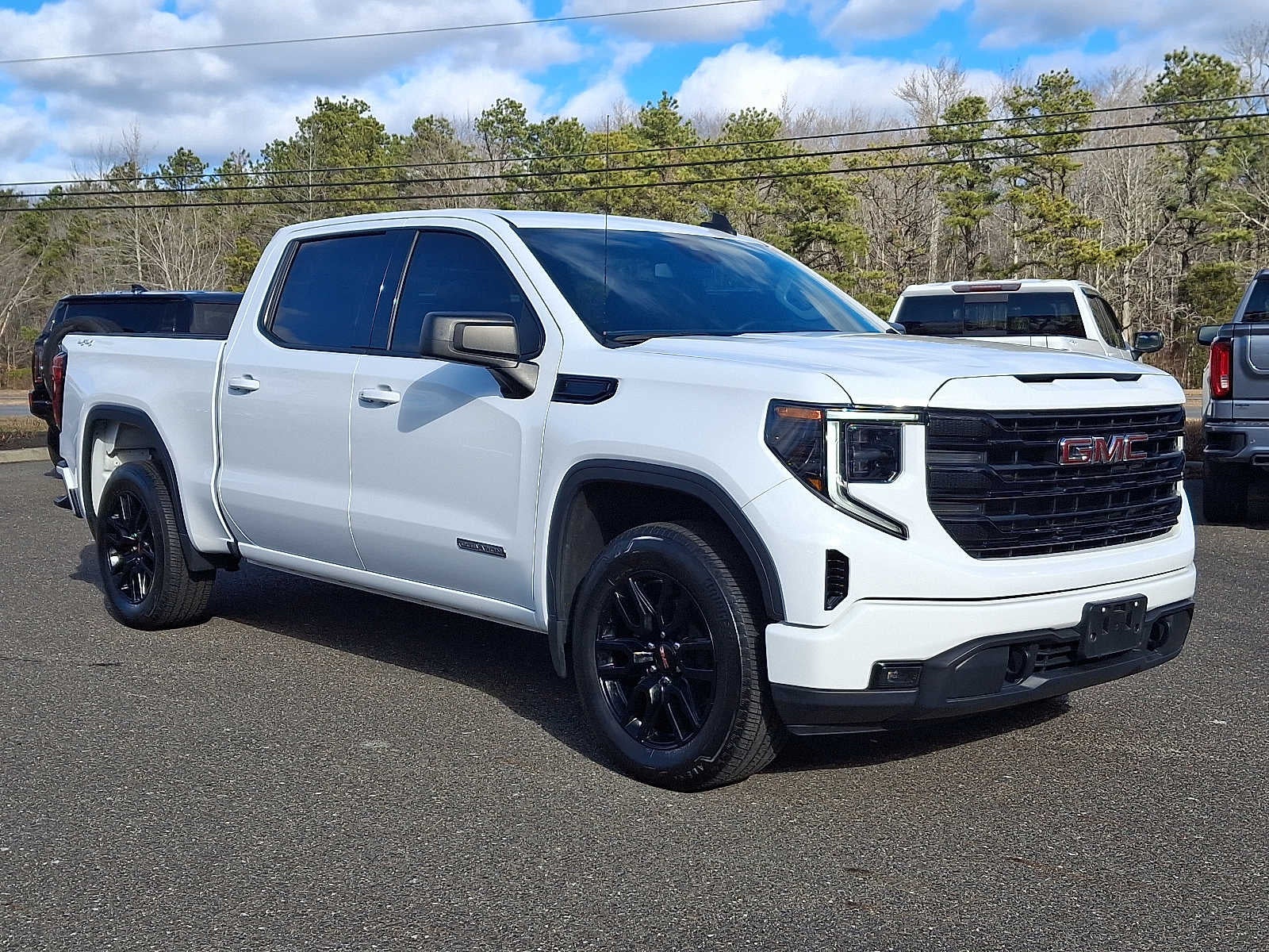 2024 GMC Sierra 1500 Elevation