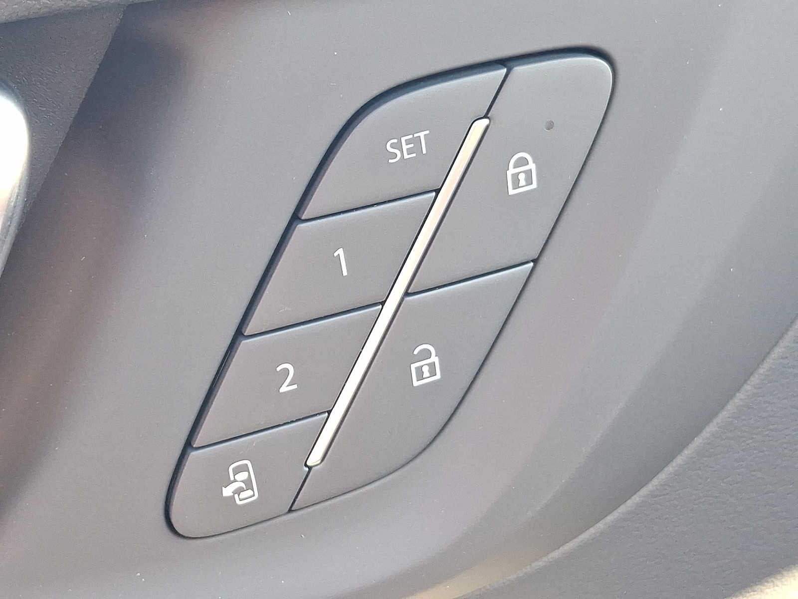 2027 Buick Enclave Preferred - Photo 19