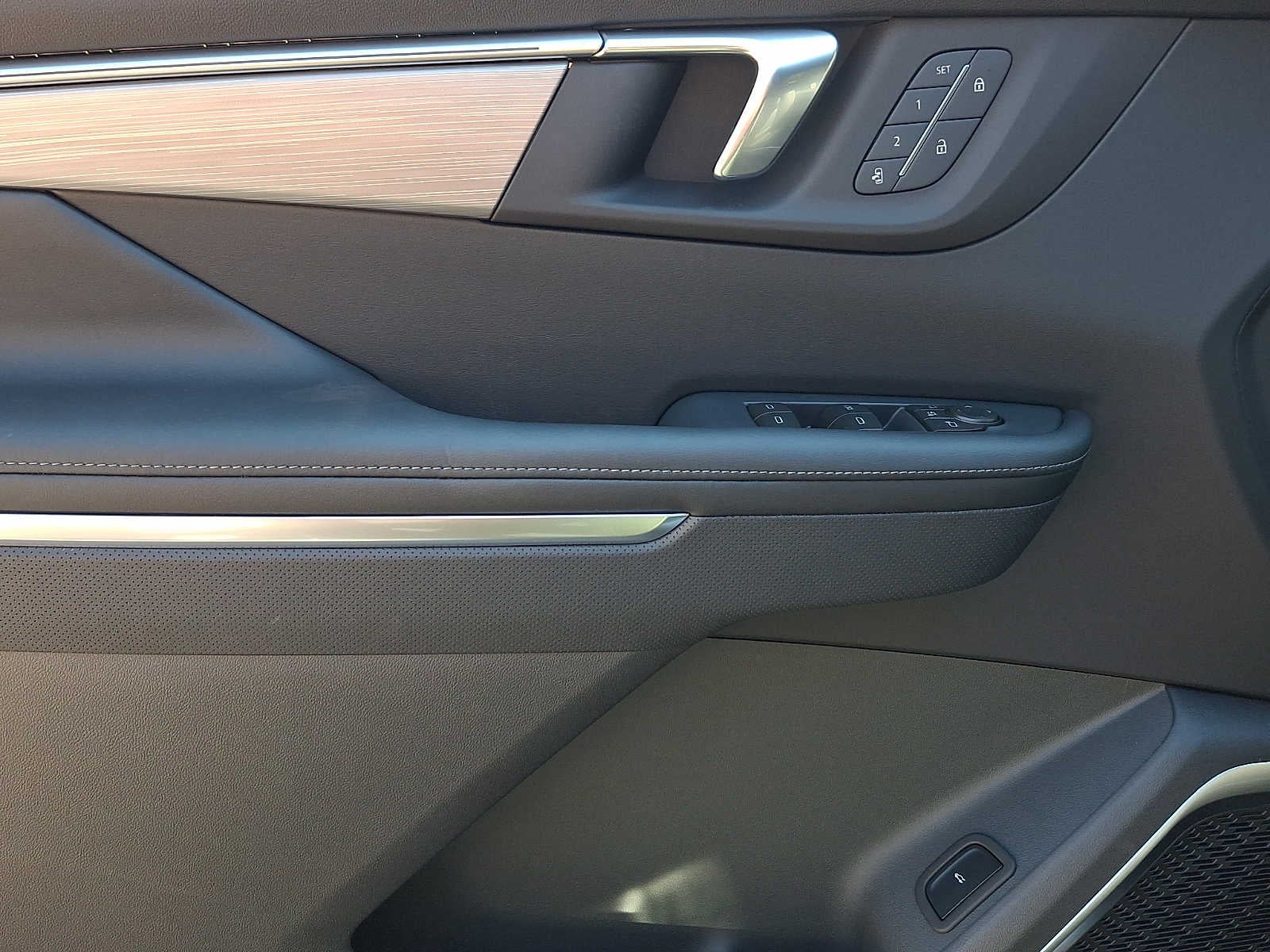 2027 Buick Enclave Preferred - Photo 9