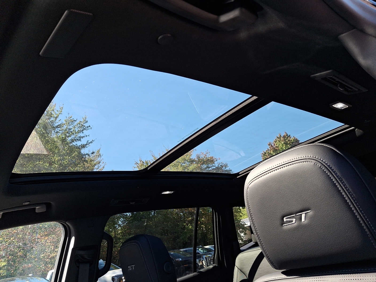 2026 Buick Enclave Sport Touring - Photo 10