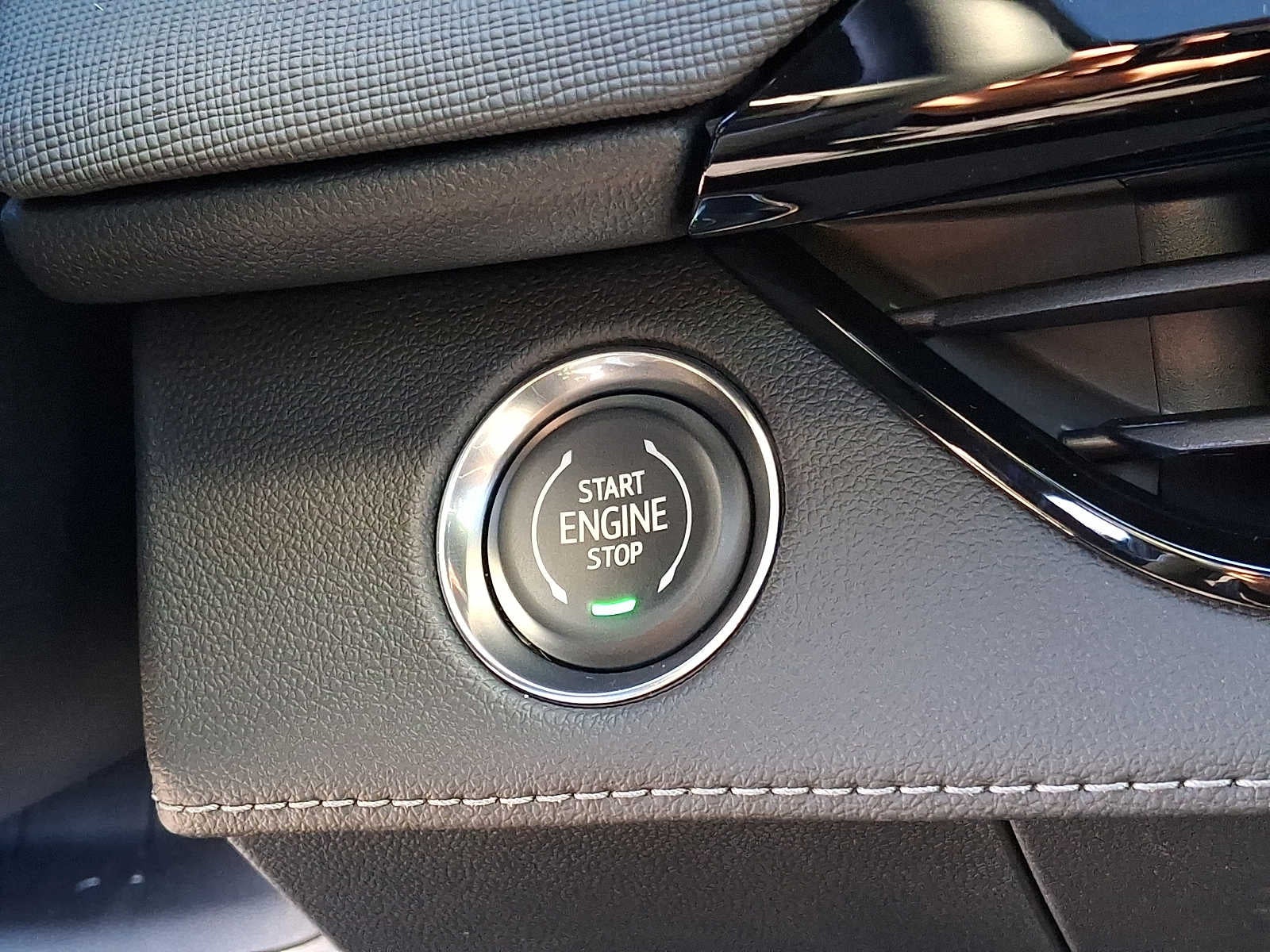 2026 Buick Enclave Sport Touring - Photo 16