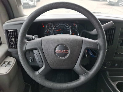 2025 GMC Savana Cutaway 3500 1WT