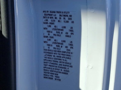 2025 GMC Savana Cutaway 3500 1WT