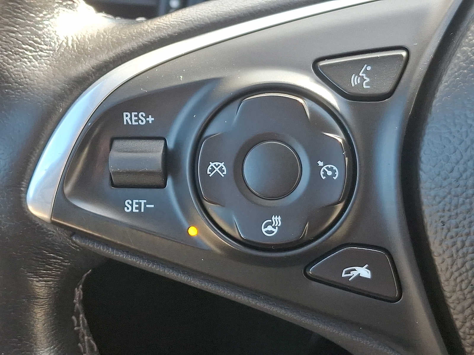 2020 Buick Envision Essence Group