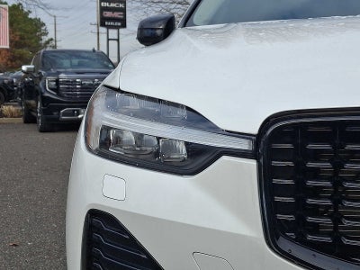 2024 Volvo XC60 Core Dark Theme