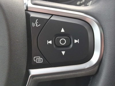 2024 Volvo XC60 Core Dark Theme